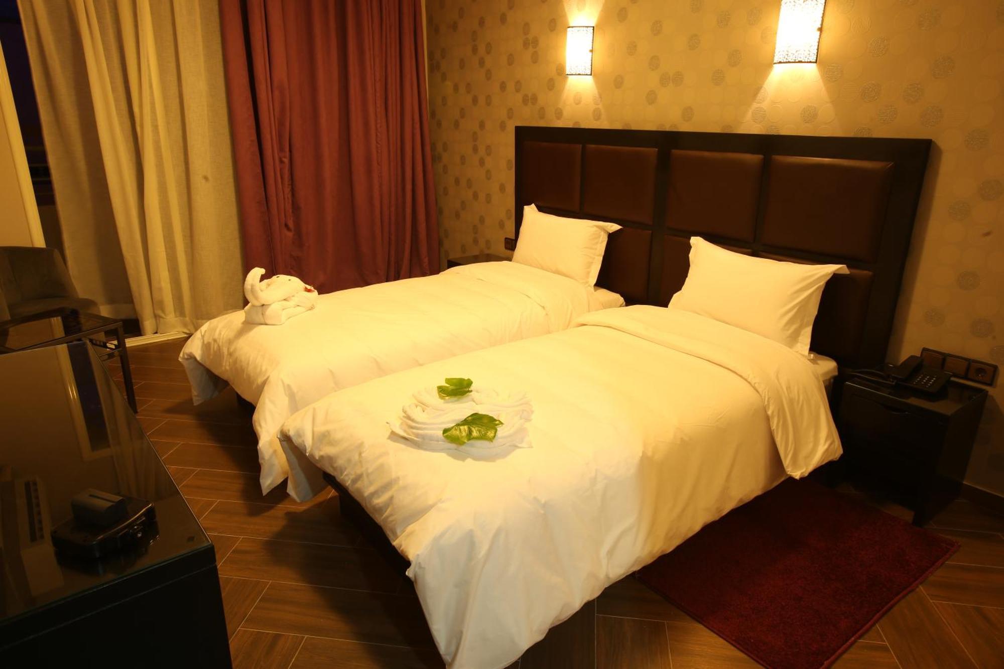 מקנס Hotel Swani מראה חיצוני תמונה