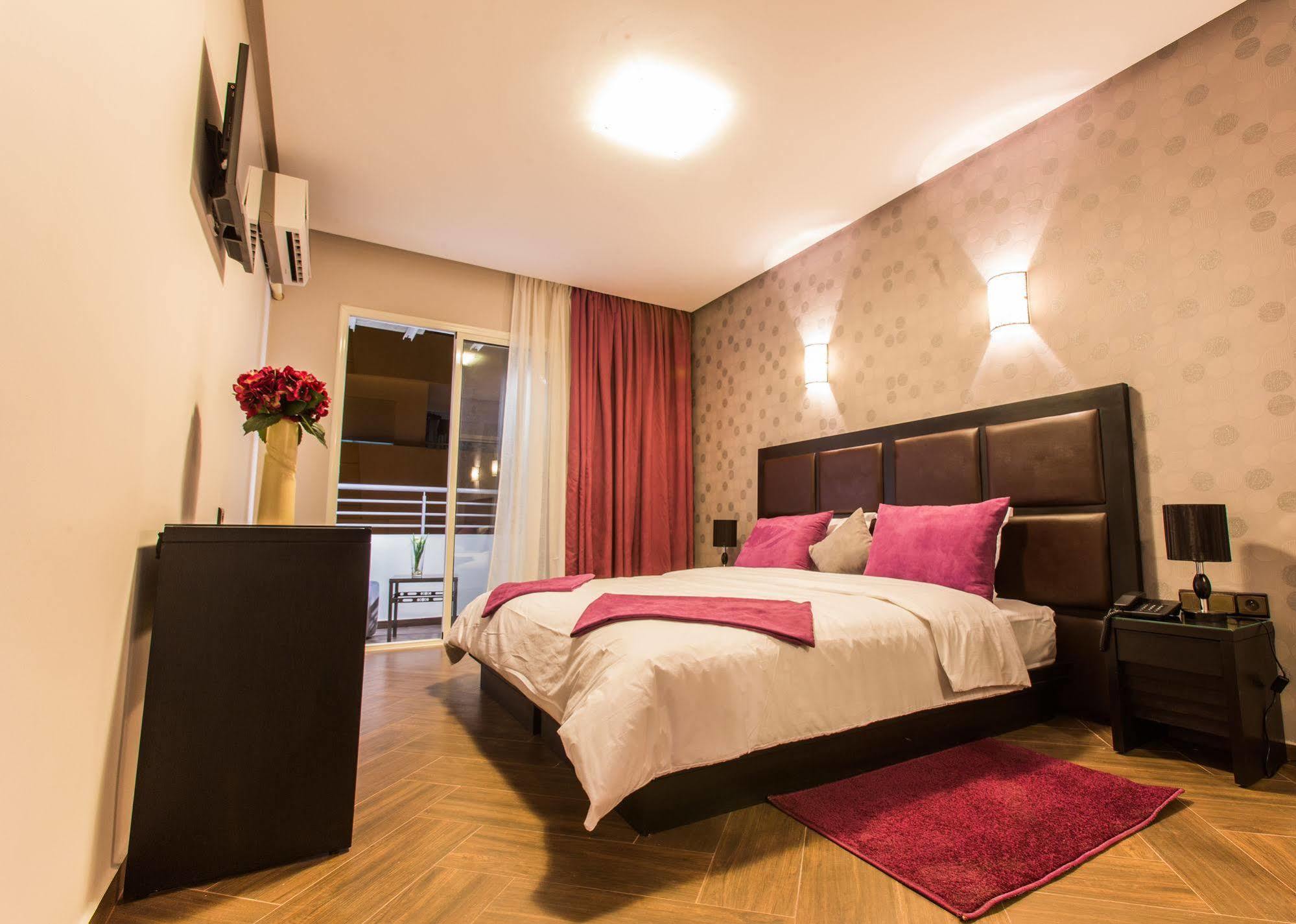 מקנס Hotel Swani מראה חיצוני תמונה